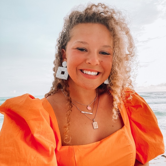 Meet your Posher, Kate - Picture 1 of 1